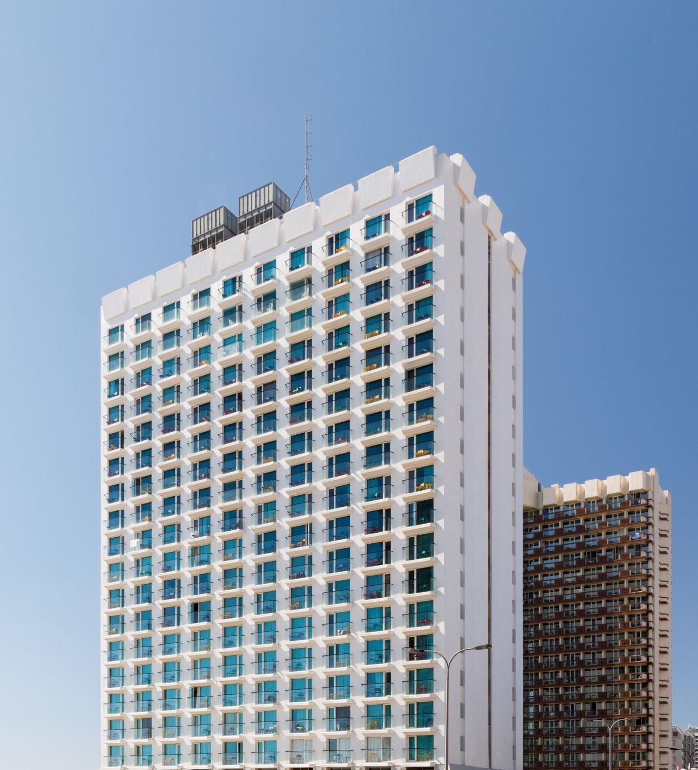 Seafront Hotel Tower, Hospitality